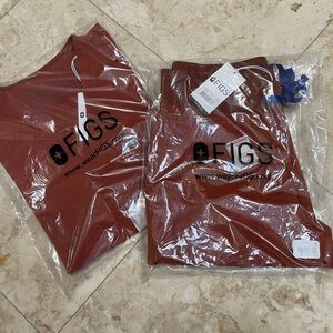 XS FIGS scrub set in Auburn